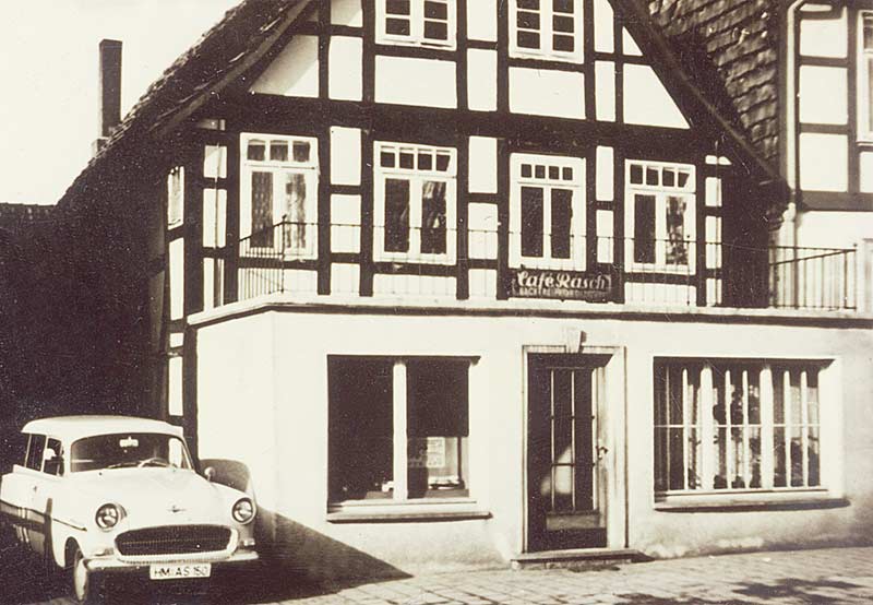 CafeRasch1.jpg